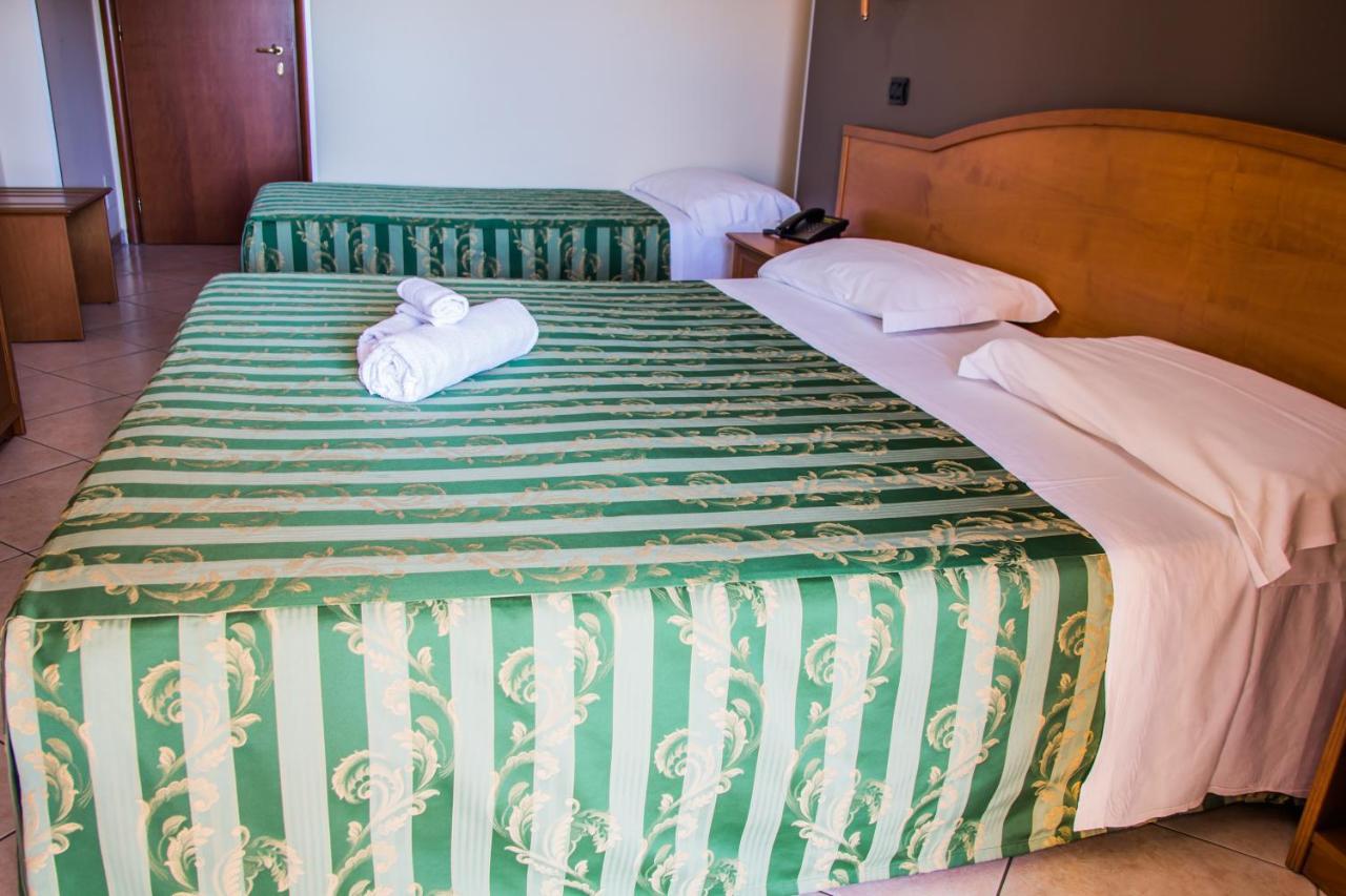 Hotel San Giorgio 圣尼科拉阿尔切拉 外观 照片