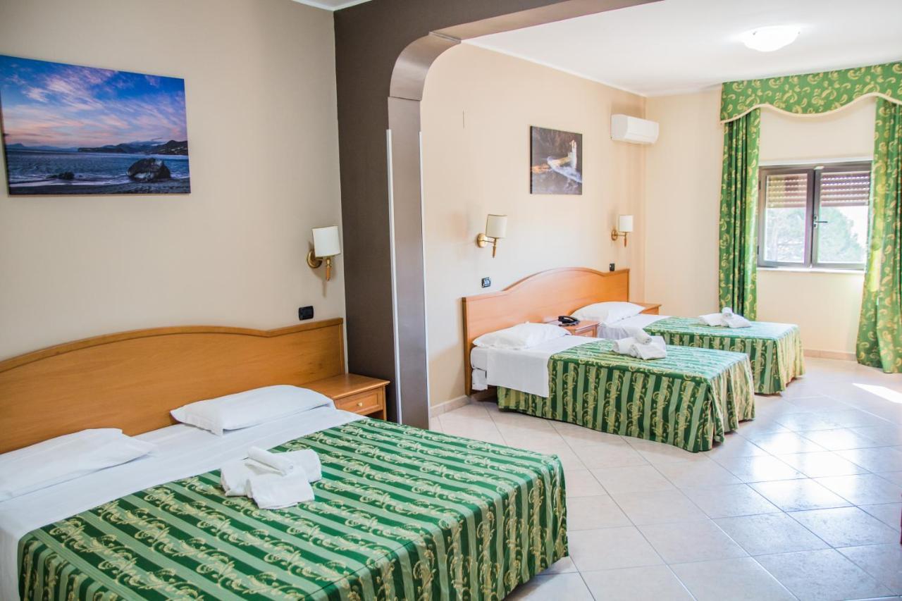 Hotel San Giorgio 圣尼科拉阿尔切拉 外观 照片