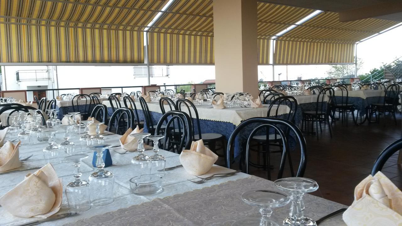 Hotel San Giorgio 圣尼科拉阿尔切拉 外观 照片